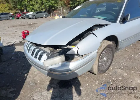 1993 Chrysler Concorde из США, поврежденный, VIN 2C3EL56T4PH586787